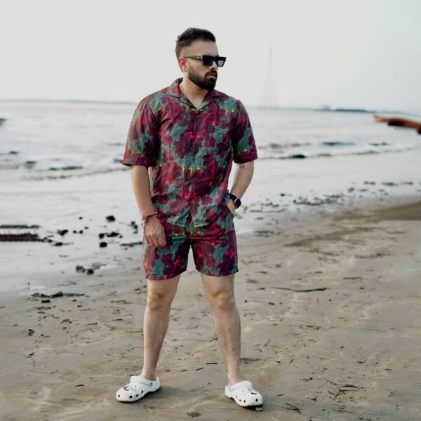 RYON MAROON AND GREEN FLORAL PATTERN PRINT CAMP COLLAR RELAXED-FIT RESORT SHIRT CO ORD SET